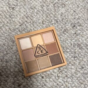 Barely Used Korean Eyeshadow Palette - Warm Neutrals